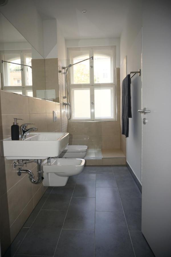 Madflats Hotel-Apartments S-Bahn Friedenau Berlin Ngoại thất bức ảnh